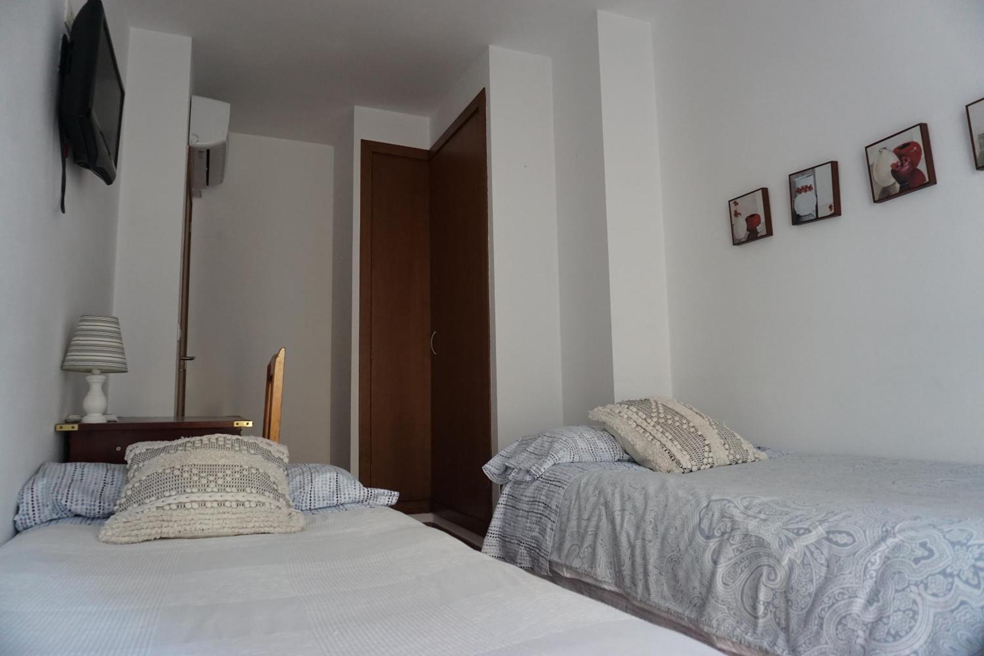 La Korolada Guesthouse Alicante Eksteriør billede